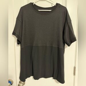Black Short Sleeve Top